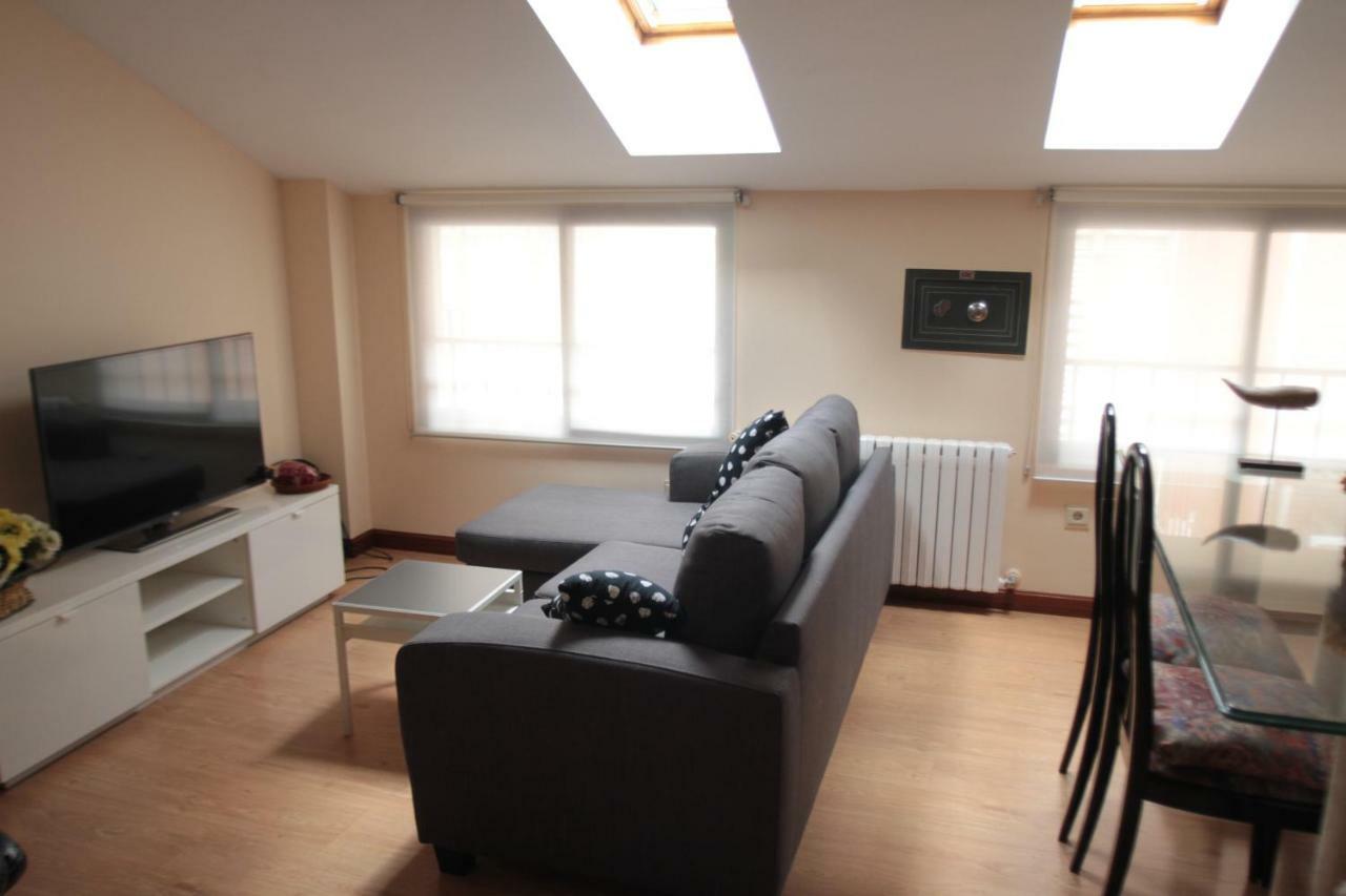 Emilia -Claudio Moyano Appartement Valladolid Buitenkant foto